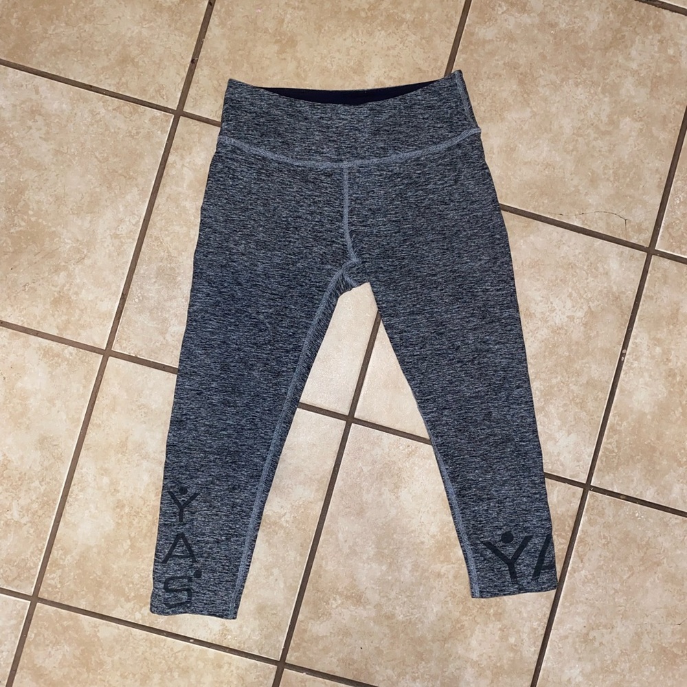YAS legging size small